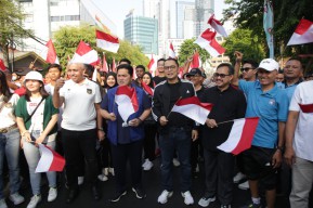 Kemeriahan Pawai Trophy Experience Piala Dunia U-17, Erick Thohir: Surabaya Terbaik