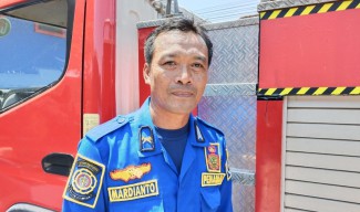 Pengabdian Tanpa Batas Petugas Damkar Tulungagung, Pertaruhkan Nyawa di Tengah Api dan Ledakan