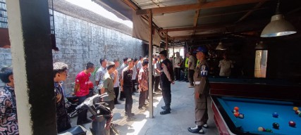 Petugas Satpol PP di Tulungagung Razia Puluhan Pelajar Bolos Sekolah