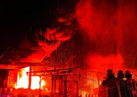 Pom Mini Meledak, 3 Rumah di Sidoarjo Ludes Terbakar