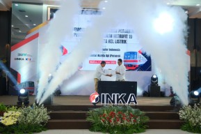KAI Commuter dan PT INKA (Persero) Tandatangani Kontrak Pekerjaan Retrofit 19 Trainset