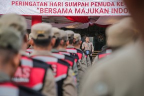 Wali Kota Eri Cahyadi Kumpulkan Personel, Berantas Segala Maksiat di Surabaya