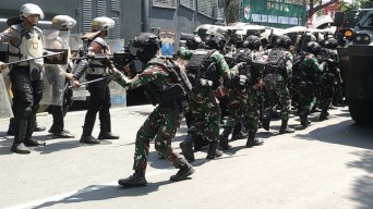1300 Personel Gabungan Ikuti Simulasi Pengamanan Pemilu 2024 di Kediri