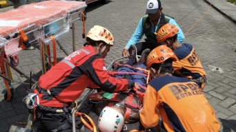 Kediri Town Square Diguncang Gempa, Pengunjung Panik Lari Berhamburan