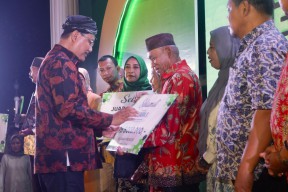 Anugerah Kampung Hebat 2023 Kota Pasuruan Sukses Digelar, Gus Ipul Imbau Warga Tingkatkan Peduli Lingkungan