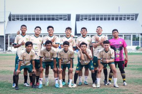 Pelajar Tewas, Foto Unik Legenda, Pria Kediri Nyaleg