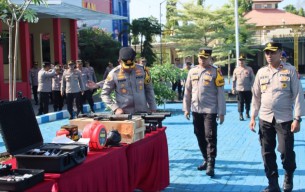 Polres Bangkalan Cek Almatsus untuk Pengamanan Jelang Pemilu