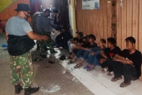 9 Bocil Diamankan saat Pesta Miras Oplosan di Surabaya