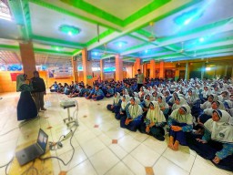 SMP AI Islam Krian Gandeng PPA Polresta Sidoarjo Gelar Pendidikan Karakter Cegah Bullying