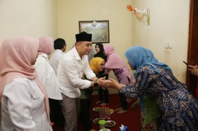 Anak Korban Tabrakan Kereta Vs Elf di Lumajang Punya Orang Tua Asuh Baru