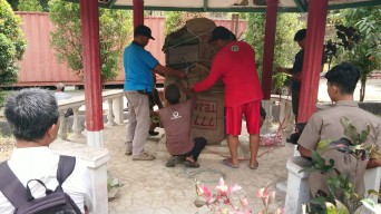 Begini Proses Pemindahan Prasasti Lawadan ke Museum Daerah Tulungagung