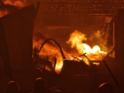 Pasutri Korban Kebakaran Gudang Tiner di Kalianak Surabaya Meninggal Dunia