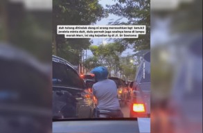 Modus Ketuk Kaca Mobil Minta Uang Resahkan Warga Surabaya, Kasatpol PP: Segera Laporkan!