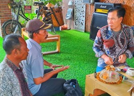 2 Pendemo Buang Sampah Minta Maaf pada Bupati dan Warga Sidoarjo