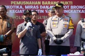 Apel Persiapan Nataru, Mas Adi Imbau Masyarakat Taat Hukum