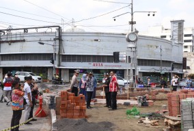 Pemkot Malang Bongkar Median Jalan di Persimpangan PLN dan Rajabali, Ini Tujuannya