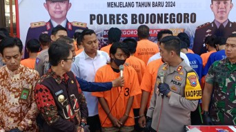 Polres Bojonegoro Tangkap 7 Pelaku Pembacokan di Dander