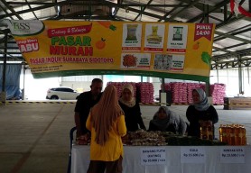 Harga Bahan Pokok Melonjak, Pasar Induk Surabaya Sidotopo Gelar Pasar Murah