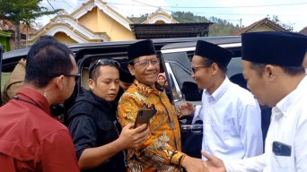 Hadiri Deklarasi Relawan di Trenggalek, Mahfud MD: Jika Tidak Cocok Ga Usah Pilih