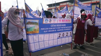 Ribuan Siswa dan Guru SD di Tulungagung Pecahkan Rekor Muri Bidang Matematika