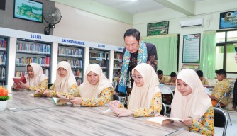 Cegah Seks Pranikah, Pelajar SMP di Lamongan Dibekali Edukasi Kesehatan Reproduksi