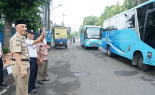 Pj Bupati Bangkalan Sediakan 3 Bus Feeder, Dukung Operasional Trans Jatim