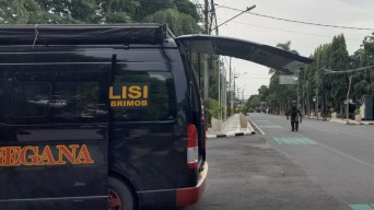 Tas Diduga Berisi Bom Depan Balai Kota Kediri Dievakuasi Tim Gegana