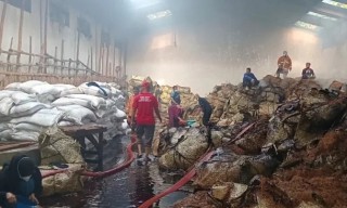 Gudang Tembakau di Pamekasan Terbakar, Rugi Miliaran Rupiah