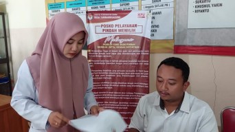 Warga Pendatang di Lamongan Berduyun-duyun Urus Pindah Memilih