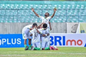 Persewar Kalahkan Gresik United Berkat Gol Tunggal Boaz