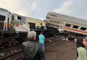 Bartender Hotel Tersangka hingga 3 Kereta Api Terlambat Tiba di Stasiun Gubeng