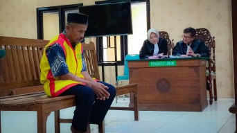 Penasihat Hukum Tolak Dakwaan Pencurian Ayam Bu Kades Bojonegoro, Ini Alasannya