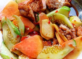 Mencicipi Kesegaran Rujak Erok-erok Kuliner Khas Puger Jember, Ini Resepnya