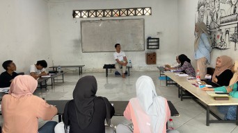 Siswa Kampung Inggris Pare Takut Mr Punishment, Siapa Dia?