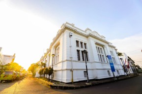 Mengulik Pengembangan Wisata Heritage Zona Eropa di Surabaya