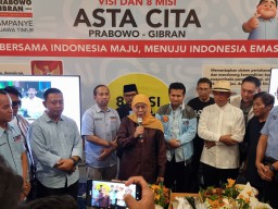 TKD Jatim Syukuran Tumpeng dan Cukur Gundul, Khofifah: Amin yang Kuat