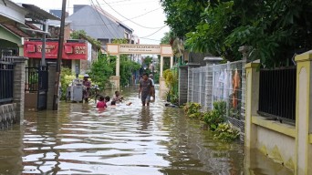 Banjir di Bojonegoro Mulai Surut, tapi 3 Kecamatan Masih Tergenang Air