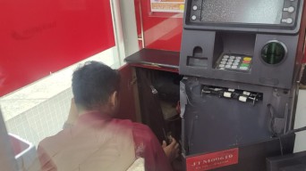 Mesin ATM Bank Jatim di Kediri Dibobol, CCTV Dirusak