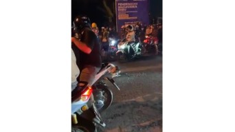 Viral Pemuda Ditabrak Motor saat Bubarkan Balap Liar di Jalan Baru Ponorogo