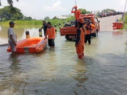 1 Dusun di Gresik Terisolir Banjir, Imbas Luapan Kali Lamong