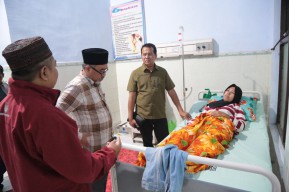 Saksi Parpol di Probolinggo Meninggal Dunia, Pj Wali Kota Beri Santunan