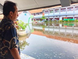 SMPN 2 Tanggulangin Sidoarjo Kebanjiran, Siswa Belajar Daring