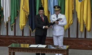 Harapan yang Disematkan DPRD Jatim kepada Pj Gubernur Adhy Karyono