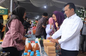 Bazar Ramadan di Alun-Alun Kota Probolinggo, Sedia Takjil hingga Sembako Murah