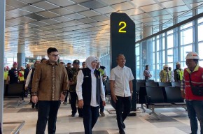 Khofifah Bocorkan 6 Rute Penerbangan dari Bandara Dhoho Kediri