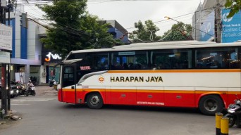 Evakuasi Bus Harapan Jaya di Kediri Belum Selesai, Banyak Calon Penumpang Kecele