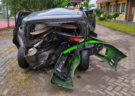 Pengemudi Porche Seruduk Grand Livina di Tol Porong Mengaku Melaju 100 Km/Jam