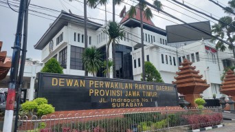 5 Berita Trending Pekan Ini: Semua tentang Caleg, Habis berapa?