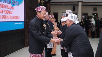 50 Pegawai Pemkab Lamongan Dilantik Jabatan Baru, Ini Pesan Bupati
