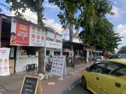 Mau Berburu Takjil? Warga Ponorogo Ayo Merapat ke Jalan Baru